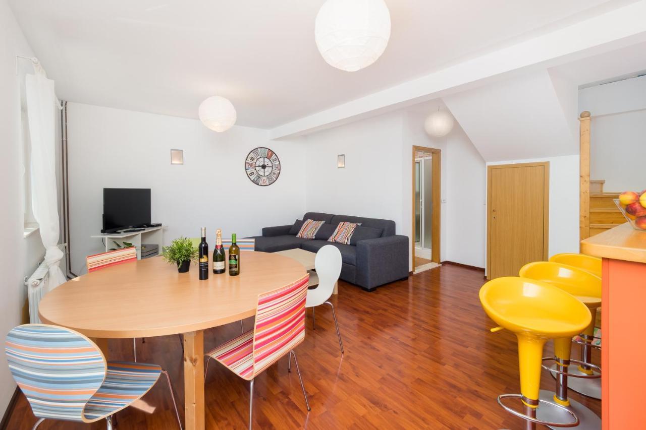 Apartment Bagatin โปดสตรานา ภายนอก รูปภาพ